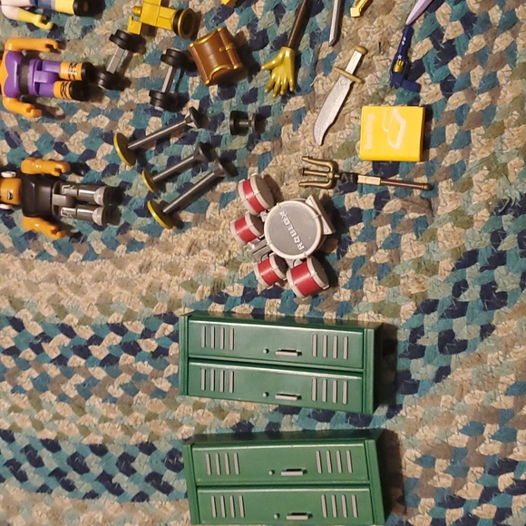 Roblox figure lot @ lisal1995 - Picture 7 of 7